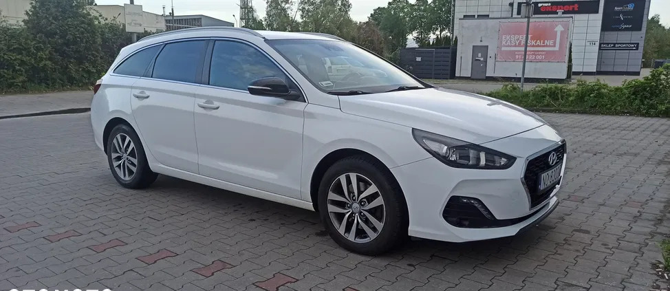 hyundai i30 mazowieckie Hyundai I30 cena 70000 przebieg: 53200, rok produkcji 2019 z Szczecin
